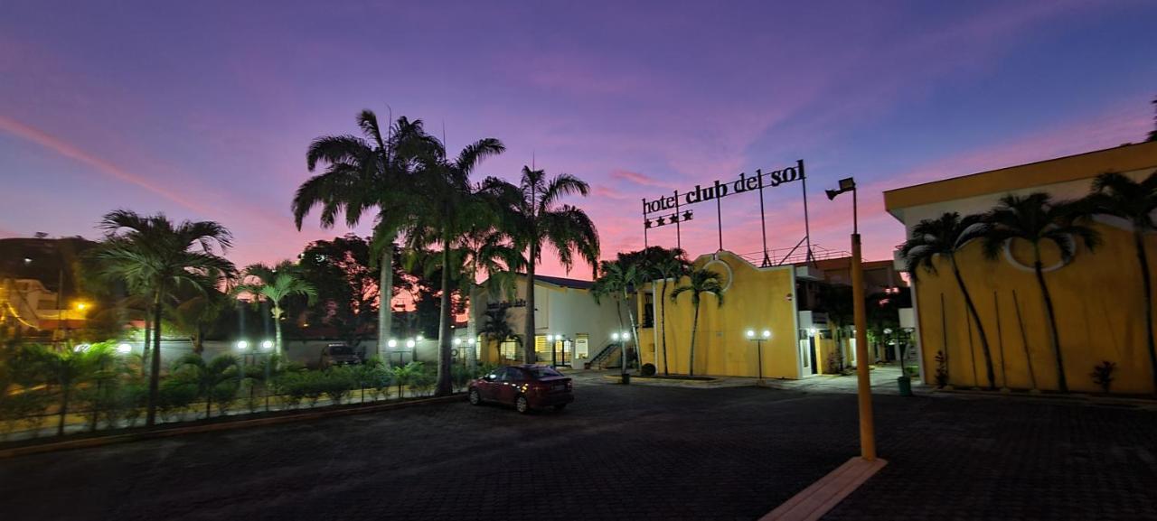 Hotel Club Del Sol Atacames Exterior foto