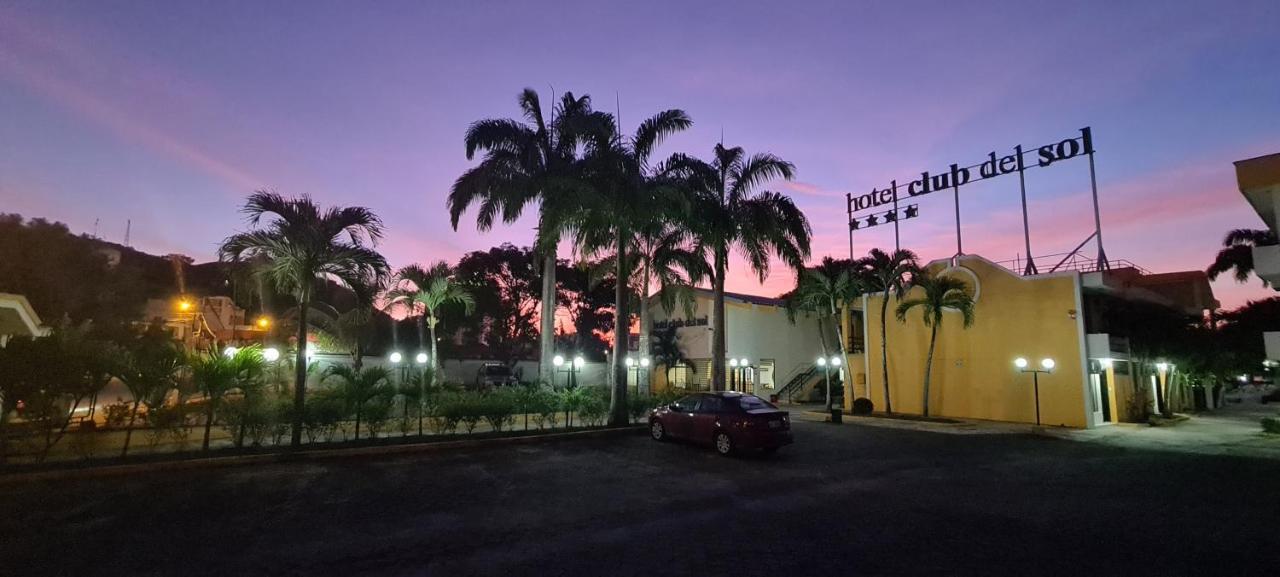 Hotel Club Del Sol Atacames Exterior foto