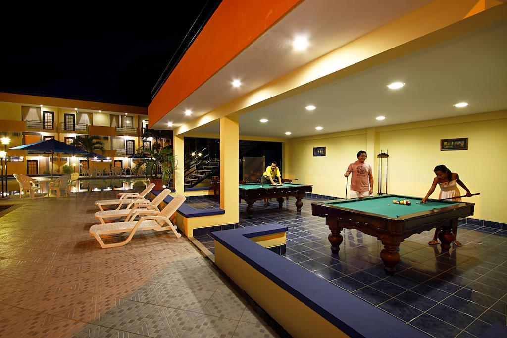 Hotel Club Del Sol Atacames Exterior foto